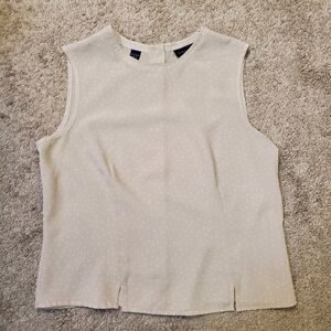 Karen Scott Sleeveless cream Polka Dot Blouse - Size Medium EUC